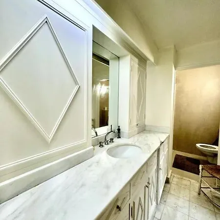 Apartment Beautiful Flat In Saint-germain *